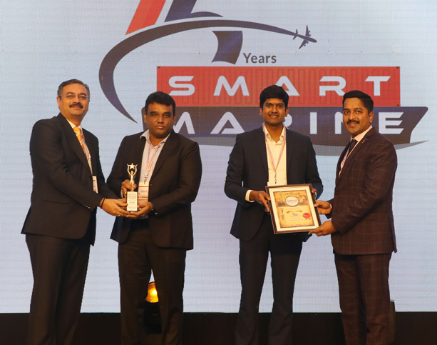 Team receiving NVOCC of the year award 2021